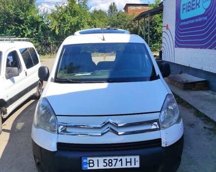 Белый Ситроен Берлинго, объемом двигателя 1.56 л и пробегом 291 тыс. км за 3900 $, фото 1 на Automoto.ua