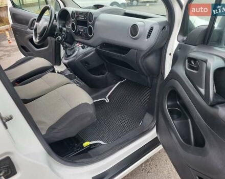 Белый Ситроен Берлинго, объемом двигателя 1.6 л и пробегом 237 тыс. км за 5999 $, фото 26 на Automoto.ua