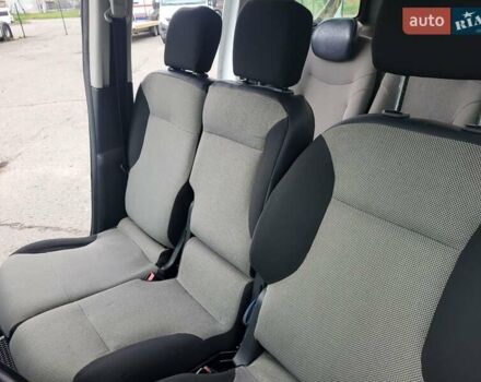 Белый Ситроен Берлинго, объемом двигателя 1.6 л и пробегом 237 тыс. км за 5999 $, фото 53 на Automoto.ua