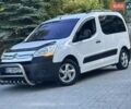Белый Ситроен Берлинго, объемом двигателя 1.56 л и пробегом 263 тыс. км за 5700 $, фото 1 на Automoto.ua