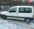 Белый Ситроен Берлинго, объемом двигателя 1.36 л и пробегом 250 тыс. км за 3800 $, фото 2 на Automoto.ua