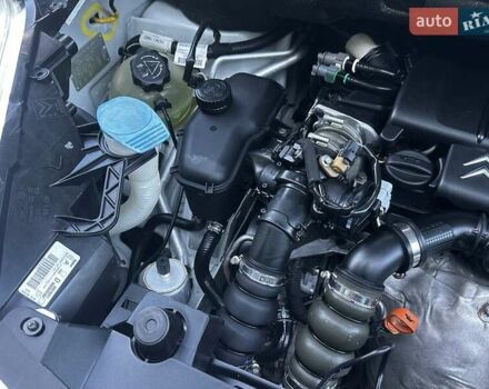 Белый Ситроен Берлинго, объемом двигателя 1.56 л и пробегом 263 тыс. км за 5690 $, фото 76 на Automoto.ua