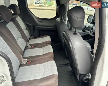 Белый Ситроен Берлинго, объемом двигателя 1.6 л и пробегом 274 тыс. км за 5750 $, фото 18 на Automoto.ua