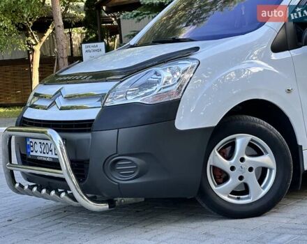 Белый Ситроен Берлинго, объемом двигателя 1.56 л и пробегом 263 тыс. км за 5690 $, фото 5 на Automoto.ua