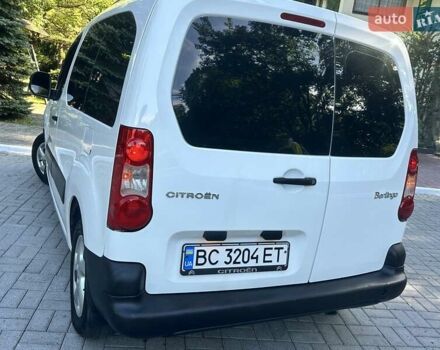 Белый Ситроен Берлинго, объемом двигателя 1.56 л и пробегом 263 тыс. км за 5690 $, фото 23 на Automoto.ua