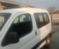 Белый Ситроен Берлинго, объемом двигателя 1.6 л и пробегом 250 тыс. км за 2600 $, фото 2 на Automoto.ua