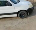 Белый Ситроен Берлинго, объемом двигателя 1.6 л и пробегом 219 тыс. км за 4200 $, фото 1 на Automoto.ua