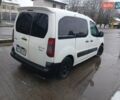 Белый Ситроен Берлинго, объемом двигателя 1.56 л и пробегом 385 тыс. км за 5350 $, фото 3 на Automoto.ua