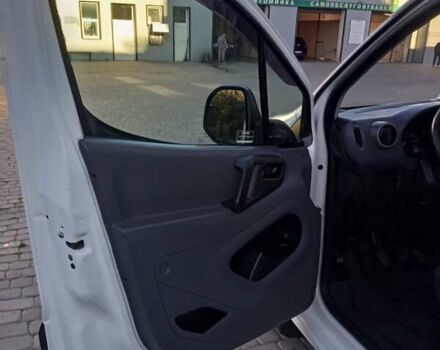Білий Сітроен Берлінго, об'ємом двигуна 1.56 л та пробігом 304 тис. км за 5750 $, фото 10 на Automoto.ua