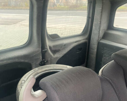 Белый Ситроен Берлинго, объемом двигателя 1.6 л и пробегом 305 тыс. км за 5800 $, фото 6 на Automoto.ua