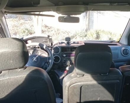 Білий Сітроен Берлінго, об'ємом двигуна 1.6 л та пробігом 320 тис. км за 2500 $, фото 4 на Automoto.ua