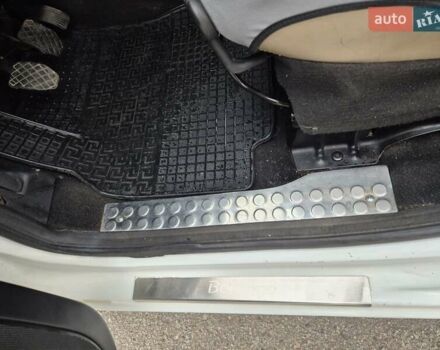 Белый Ситроен Берлинго, объемом двигателя 1.56 л и пробегом 205 тыс. км за 5700 $, фото 9 на Automoto.ua