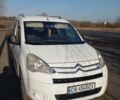 Белый Ситроен Берлинго, объемом двигателя 1.56 л и пробегом 282 тыс. км за 6300 $, фото 1 на Automoto.ua