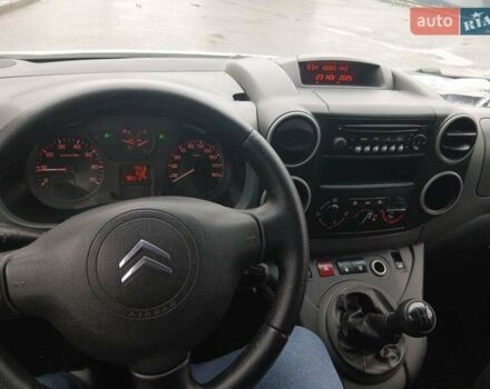 Белый Ситроен Берлинго, объемом двигателя 1.56 л и пробегом 385 тыс. км за 5350 $, фото 12 на Automoto.ua