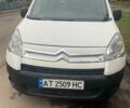 Белый Ситроен Берлинго, объемом двигателя 1.56 л и пробегом 235 тыс. км за 6100 $, фото 1 на Automoto.ua