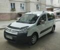Белый Ситроен Берлинго, объемом двигателя 1.6 л и пробегом 304 тыс. км за 5750 $, фото 1 на Automoto.ua