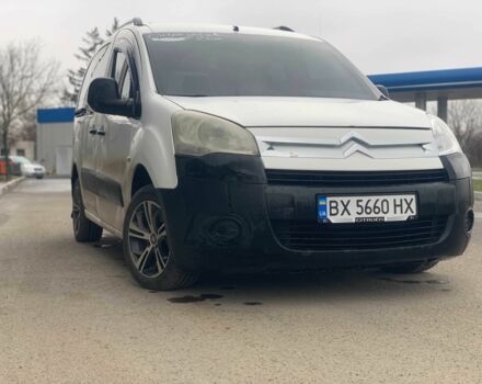 Белый Ситроен Берлинго, объемом двигателя 1.6 л и пробегом 352 тыс. км за 5000 $, фото 4 на Automoto.ua