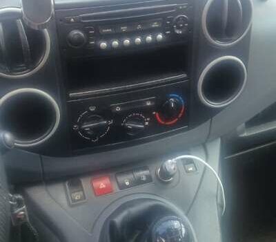 Белый Ситроен Берлинго, объемом двигателя 1.56 л и пробегом 270 тыс. км за 5700 $, фото 29 на Automoto.ua