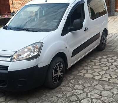 Белый Ситроен Берлинго, объемом двигателя 1.56 л и пробегом 270 тыс. км за 5700 $, фото 3 на Automoto.ua