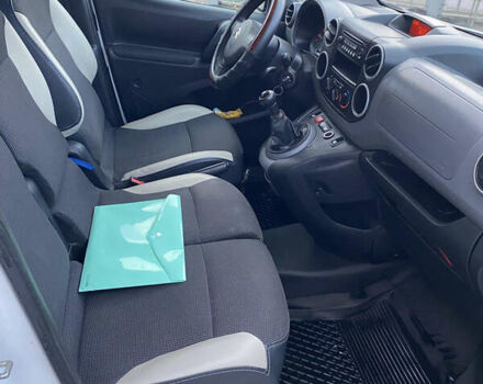 Белый Ситроен Берлинго, объемом двигателя 1.56 л и пробегом 223 тыс. км за 6900 $, фото 6 на Automoto.ua