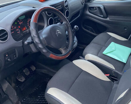 Білий Сітроен Берлінго, об'ємом двигуна 1.6 л та пробігом 224 тис. км за 6400 $, фото 10 на Automoto.ua