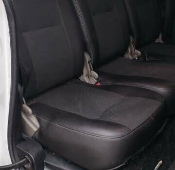 Белый Ситроен Берлинго, объемом двигателя 1.56 л и пробегом 260 тыс. км за 7500 $, фото 8 на Automoto.ua