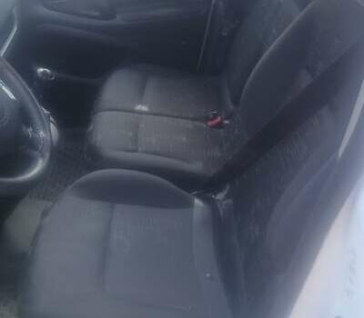 Белый Ситроен Берлинго, объемом двигателя 1.56 л и пробегом 270 тыс. км за 5700 $, фото 16 на Automoto.ua