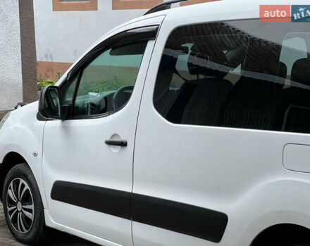 Белый Ситроен Берлинго, объемом двигателя 1.6 л и пробегом 237 тыс. км за 7500 $, фото 25 на Automoto.ua