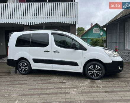 Белый Ситроен Берлинго, объемом двигателя 1.6 л и пробегом 237 тыс. км за 7500 $, фото 2 на Automoto.ua