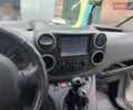 Белый Ситроен Берлинго, объемом двигателя 1.6 л и пробегом 228 тыс. км за 6900 $, фото 6 на Automoto.ua