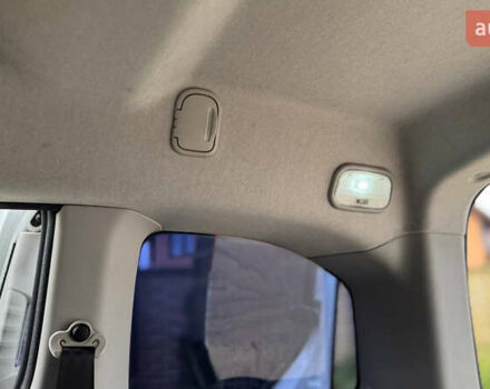 Білий Сітроен Берлінго, об'ємом двигуна 1.56 л та пробігом 260 тис. км за 8500 $, фото 16 на Automoto.ua