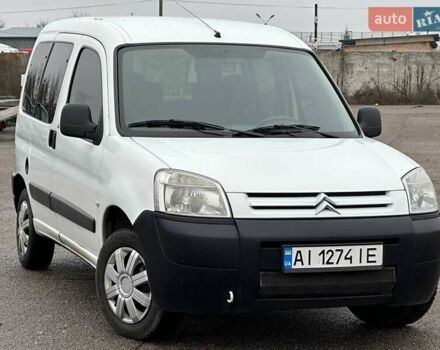 Белый Ситроен Берлинго, объемом двигателя 1.4 л и пробегом 170 тыс. км за 5700 $, фото 2 на Automoto.ua