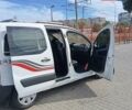 Белый Ситроен Берлинго, объемом двигателя 1.6 л и пробегом 302 тыс. км за 5000 $, фото 9 на Automoto.ua
