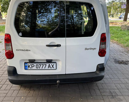 Белый Ситроен Берлинго, объемом двигателя 1.6 л и пробегом 212 тыс. км за 5990 $, фото 6 на Automoto.ua