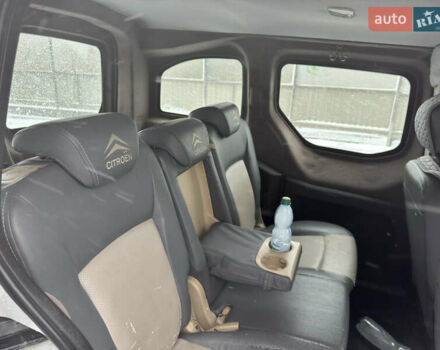 Белый Ситроен Берлинго, объемом двигателя 1.6 л и пробегом 260 тыс. км за 5450 $, фото 24 на Automoto.ua