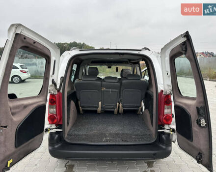 Белый Ситроен Берлинго, объемом двигателя 1.56 л и пробегом 260 тыс. км за 5150 $, фото 20 на Automoto.ua