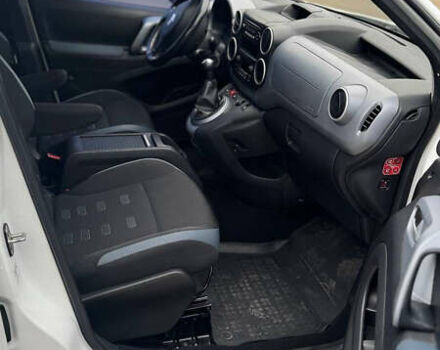 Білий Сітроен Берлінго, об'ємом двигуна 1.56 л та пробігом 260 тис. км за 8500 $, фото 11 на Automoto.ua