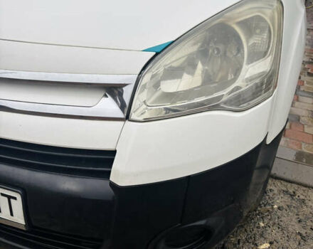 Білий Сітроен Берлінго, об'ємом двигуна 1.56 л та пробігом 176 тис. км за 6350 $, фото 5 на Automoto.ua