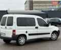 Белый Ситроен Берлинго, объемом двигателя 1.4 л и пробегом 170 тыс. км за 5700 $, фото 5 на Automoto.ua