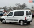 Белый Ситроен Берлинго, объемом двигателя 1.4 л и пробегом 170 тыс. км за 5700 $, фото 1 на Automoto.ua