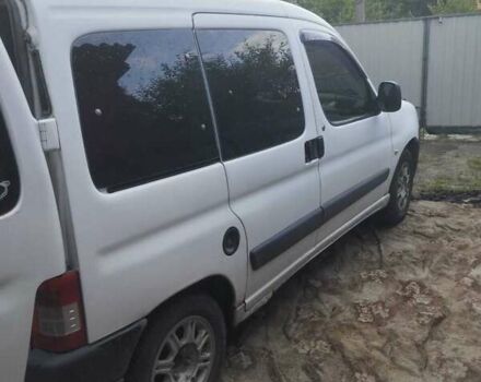 Белый Ситроен Берлинго, объемом двигателя 1.9 л и пробегом 328 тыс. км за 3400 $, фото 1 на Automoto.ua