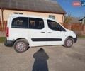 Ситроен Берлинго 2011 в Кременце на Automoto.ua Белый Ситроен Берлинго, объемом двигателя 1.56 л и пробегом 280 тыс. км за 4950 $, фото 4 на Automoto.ua