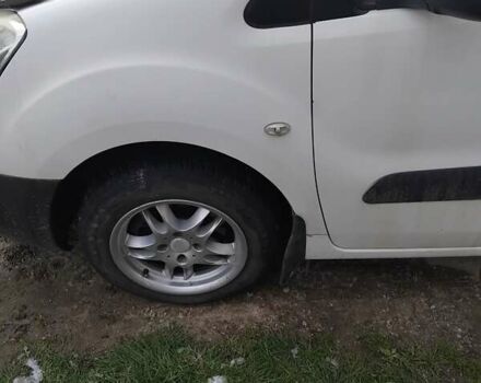 Белый Ситроен Берлинго, объемом двигателя 1.56 л и пробегом 207 тыс. км за 7300 $, фото 1 на Automoto.ua