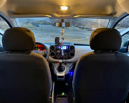 Белый Ситроен Берлинго, объемом двигателя 1.6 л и пробегом 163 тыс. км за 6800 $, фото 18 на Automoto.ua