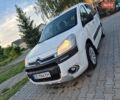 Білий Сітроен Берлінго, об'ємом двигуна 1.6 л та пробігом 276 тис. км за 4700 $, фото 1 на Automoto.ua
