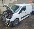 Белый Ситроен Берлинго, объемом двигателя 1.6 л и пробегом 296 тыс. км за 3000 $, фото 10 на Automoto.ua