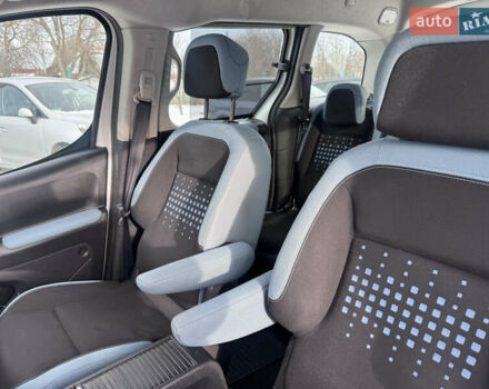 Белый Ситроен Берлинго, объемом двигателя 1.6 л и пробегом 238 тыс. км за 8990 $, фото 32 на Automoto.ua