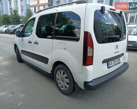 Белый Ситроен Берлинго, объемом двигателя 1.56 л и пробегом 159 тыс. км за 9600 $, фото 3 на Automoto.ua