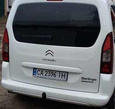 Белый Ситроен Берлинго, объемом двигателя 1.6 л и пробегом 238 тыс. км за 8200 $, фото 8 на Automoto.ua