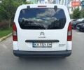 Сітроен Берлінго 2013 у Києві на Automoto.ua Білий Сітроен Берлінго, об'ємом двигуна 1.56 л та пробігом 153 тис. км за 9600 $, фото 2 на Automoto.ua